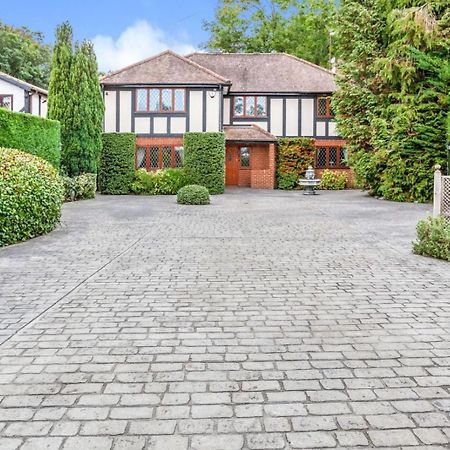 Old Slade Cottage - Train To London 30Mins, Heathrow 15Mins Away,Free Parking - En-Suit Rooms West Drayton  Bagian luar foto